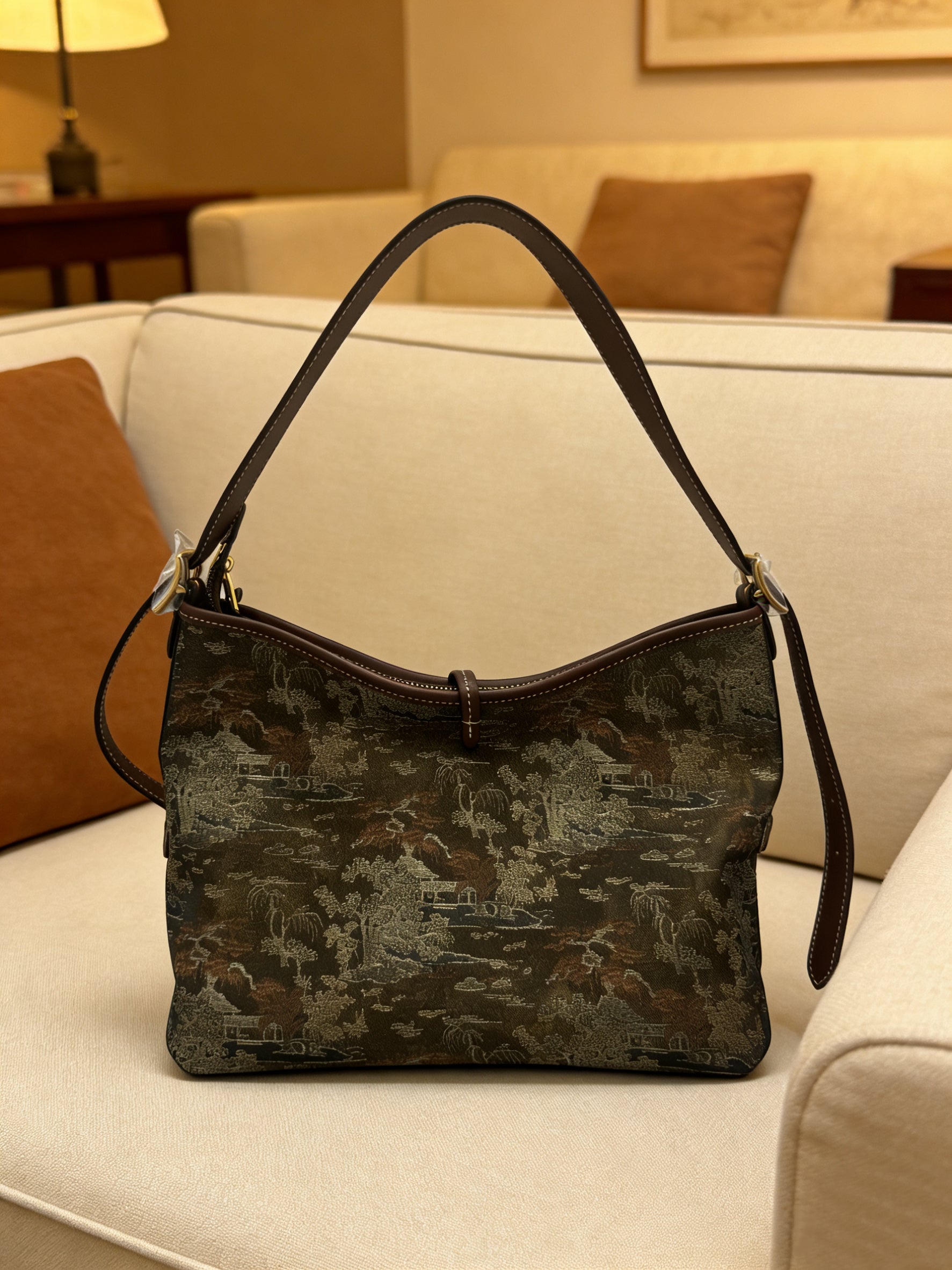Vintage Scenic Bag